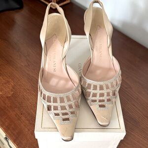 ✨GIANNI MILANESI Satin Slingback Pumps✨
